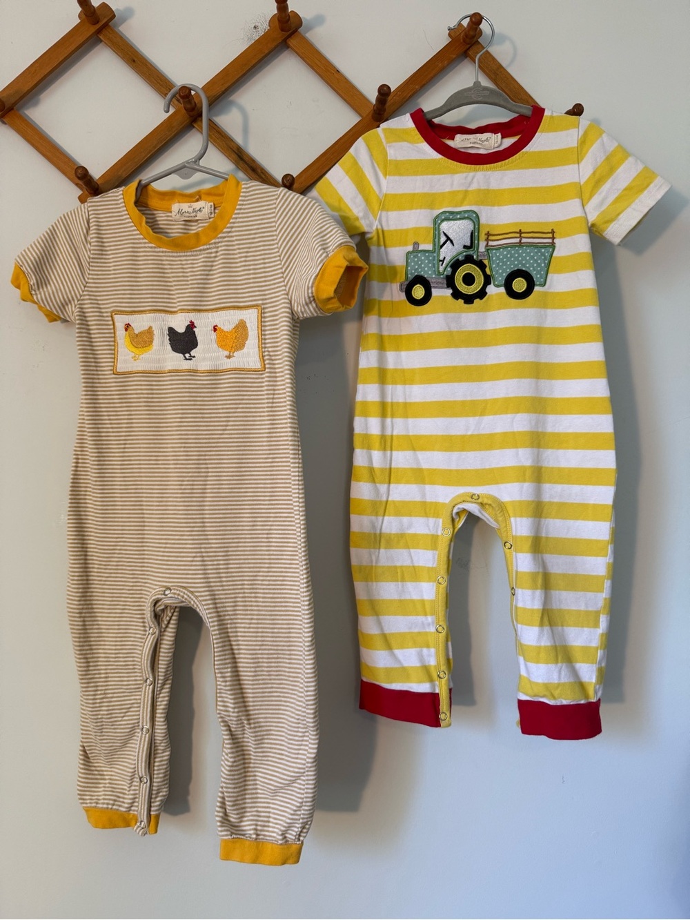 Marie Nicole tractor and chickens embroidered appliquéprint rompers 18-24 months